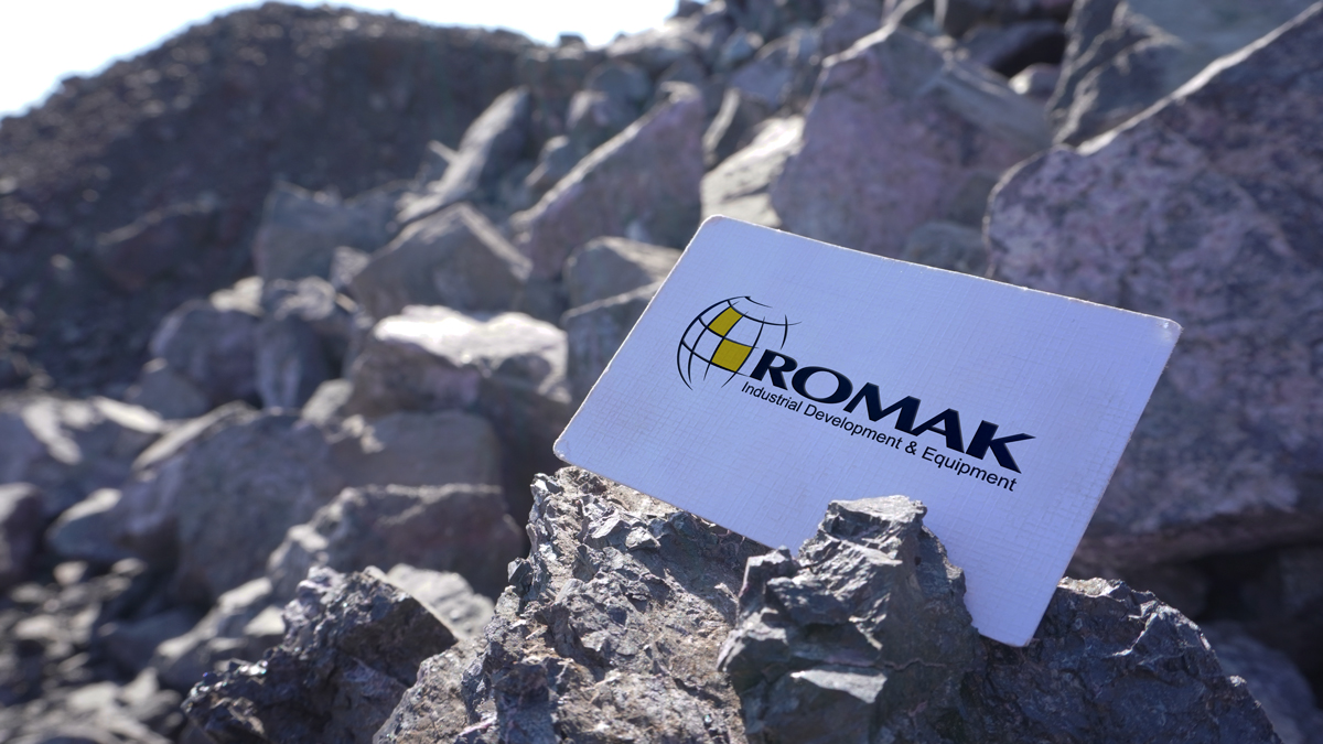 Premium-grade Iran chromite supplied by Romak Trading, ideal for stainless steel production, refractory materials, and foundry applications.