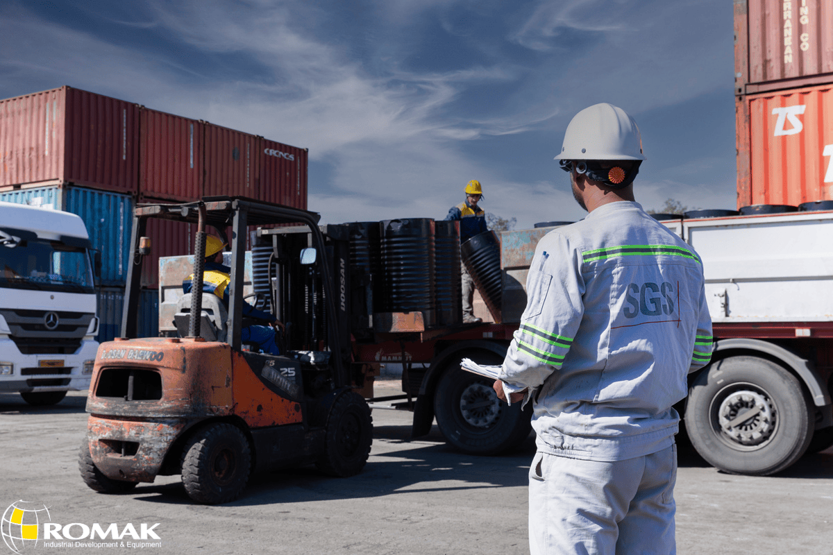 SGS-Certified Iran Bitumen Iran bitumen containers ready for export, undergoing SGS quality inspection