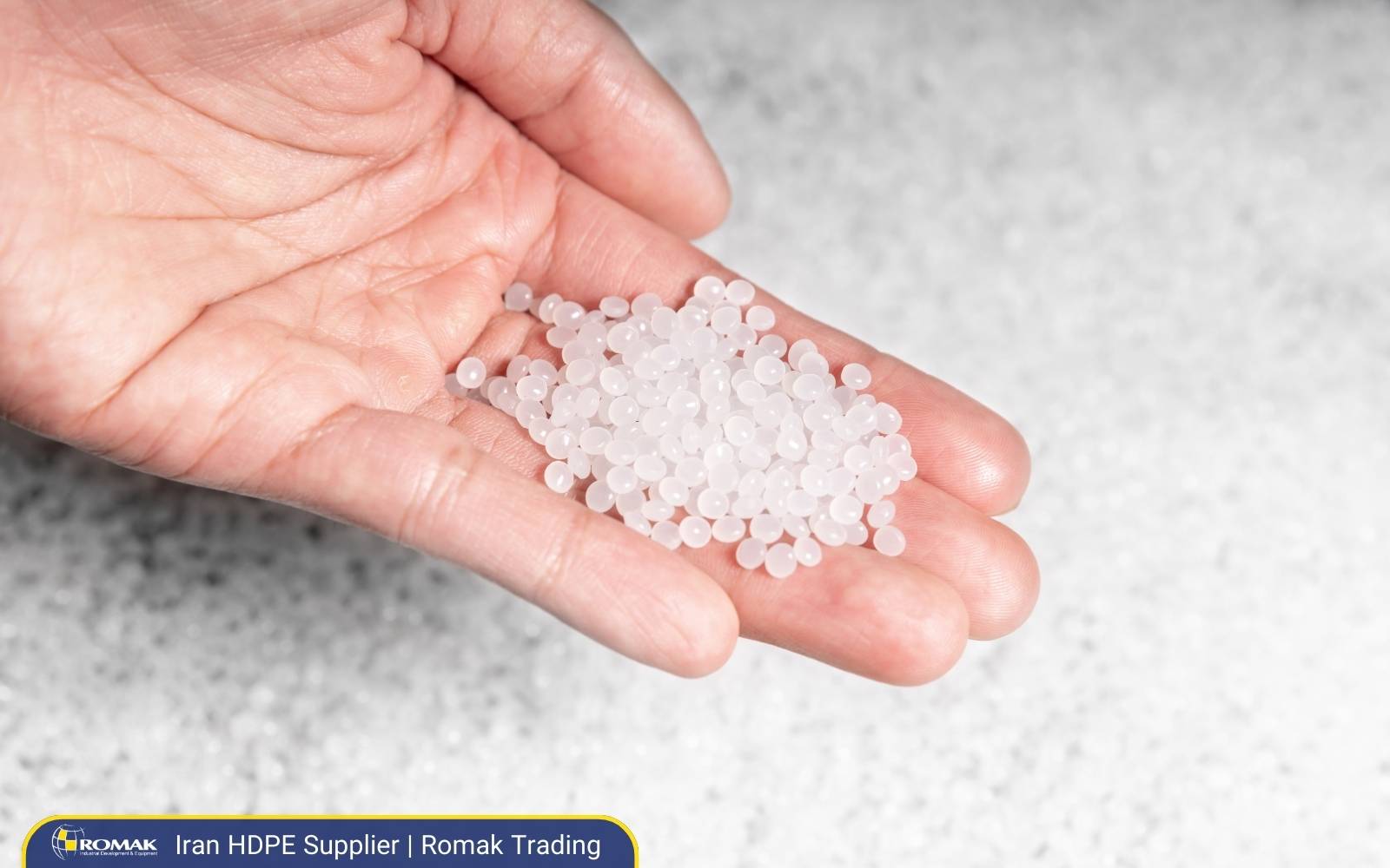 Iran HDPE supplier showcasing high-density polyethylene granules in hand for global buyers